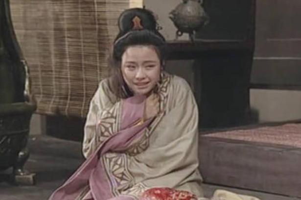 此人专门抢儿子的老婆,说是给儿子娶老婆,娶回后竟然让儿子叫妈? 此人专门抢儿子的老婆,说是给儿子娶老婆,娶回后竟然让儿子叫妈?