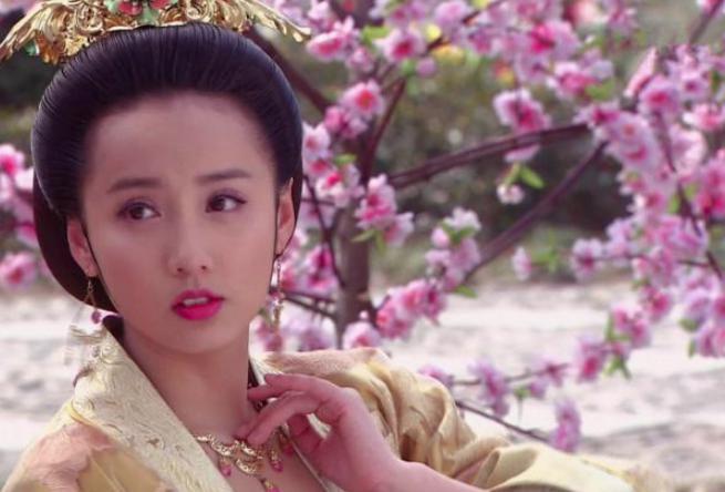 汉灵帝一妃子喝下堕胎药,皇子却平安出生最后成亡国之君 <a href=https://www.lishiji.cn/lishi/9362/ target=_blank class=infotextkey>汉灵帝</a>一<a href=https://www.lishiji.cn/lishi/3304/ target=_blank class=infotextkey>妃子</a>喝下堕胎药,皇子却<a href=https://www.lishiji.cn/lishi/5427/ target=_blank class=infotextkey>平安</a>出生最后成亡国之君