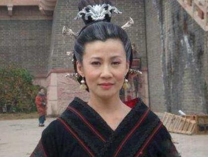 戚夫人的下场悲哀，为何薄姬一点事也没有？