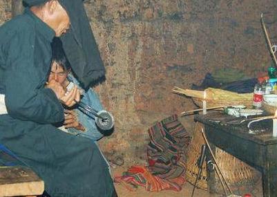 苗族的蛊术厉害吗 真的有电影小说那样吗