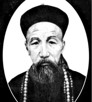 曾国藩幸得一人极力为他开脱才有他第二次出山 而这个人即使胡林翼