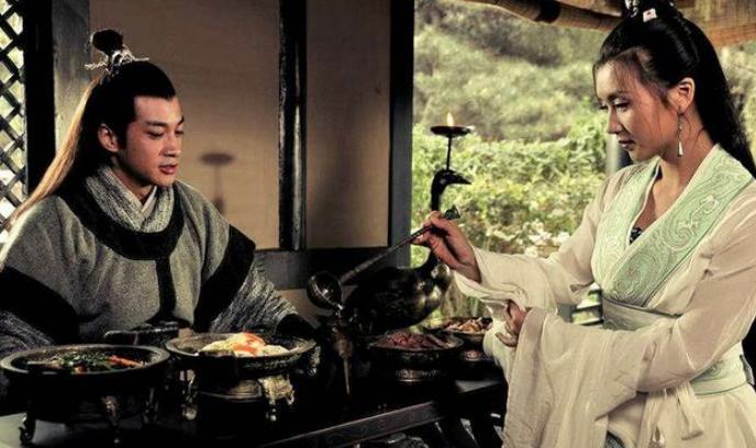 她是四大美女之一，却被人当做礼物送来送去