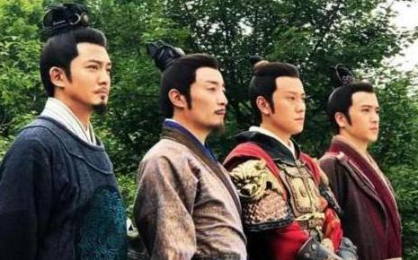 黄权叛蜀投魏,为什么刘备还要善待他的家人并且发放俸禄? <a href=https://www.lishiji.cn/lishi/2830/ target=_blank class=infotextkey>黄权</a>叛蜀投魏,为什么刘备还要善待他的家人并且发放<a href=https://www.lishiji.cn/lishi/7893/ target=_blank class=infotextkey>俸禄</a>?