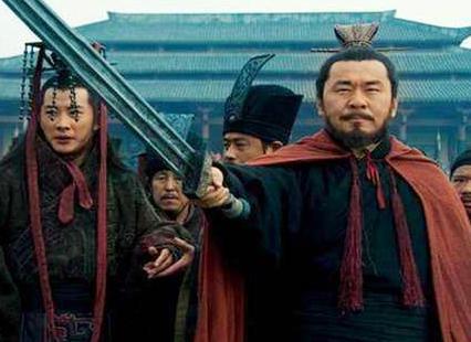 为什么说汉献帝最大的幸运是遇到曹操呢 这里面可是有故事的 为什么说汉献帝最大的幸运是遇到曹操呢 这里面可是有故事的