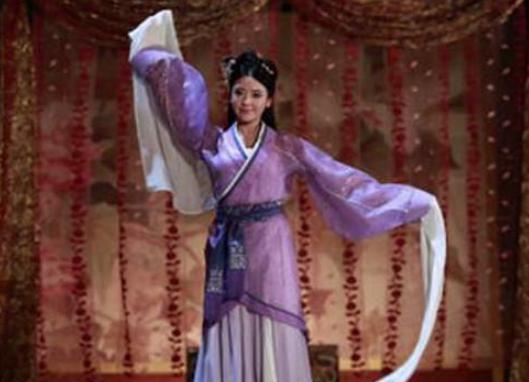 她怀孕14个月生下皇子，为什么还会被赐死？