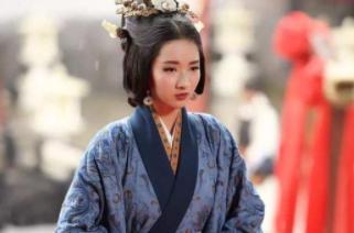 汉献帝试图谋杀曹操，曹操为什么还要把女儿嫁给他？