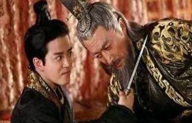 司马懿是如此的奸诈狡猾 却生出来两位傻儿子 司马懿是如此的奸诈狡猾 却生出来两位傻儿子