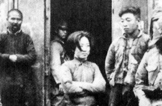 这个女人被日军俘虏,死前提出一个要求,日本老兵答应后说后悔 这个女人被日军俘虏,死前提出一个要求,日本老兵答应后说后悔