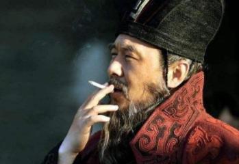 曹操的<a href=https://www.lishiji.cn/lishi/7249/ target=_blank class=infotextkey>家族</a>背景有多强大？曹操靠什么起家的？