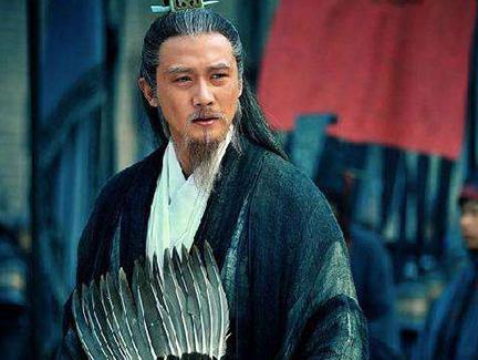 邓艾率军进攻蜀汉时,成都不是还有几万士兵吗?为什么就投降了 邓艾率军进攻蜀汉时,成都不是还有几万士兵吗?为什么就投降了