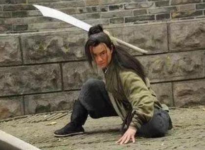 李应身为梁山中的一员 却每次都逃避责任