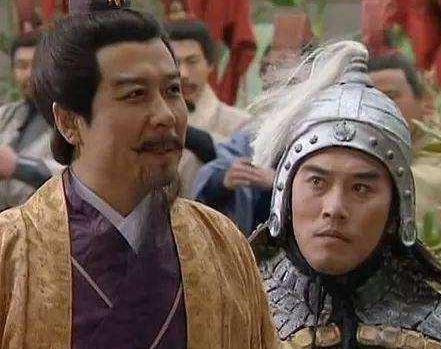 东汉末年汉室宗亲占据了半壁江山 为什么匡扶汉室只能靠刘备一人呢 东汉末年汉室宗亲占据了半壁江山 为什么匡扶汉室只能靠刘备一人呢