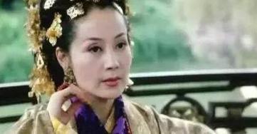 九尾狐为什么要附身妲己？而不去附身姜王后？