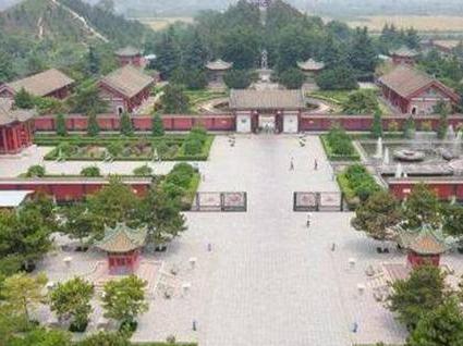 汉武帝死了那么多年 <a href=https://www.lishiji.cn/lishi/577/ target=_blank class=infotextkey>董卓</a>为什么还要将汉武帝的<a href=https://www.lishiji.cn/lishi/2017/ target=_blank class=infotextkey>尸体</a>拉出来暴晒