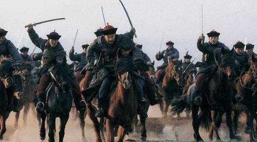 清朝汉军八旗是什么样的编制和级别分别？乾隆为什么要开除他们的户籍