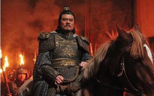 袁绍为什么会在官渡之战中败给曹操？