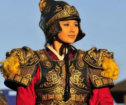 令满清朝廷头疼的两件事情:秦良玉和她的白杆兵 令满清朝廷头疼的两件事情:秦良玉和她的白杆兵