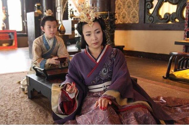 公元前180年,在西安白鹿原害死吕后的“犬妖”,到底是啥动物? 公元前180年,在西安白鹿原害死吕后的“犬妖”,到底是啥动物?