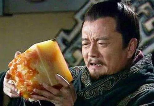 袁术真实的实力怎么样？为什么袁术敢率先称帝？