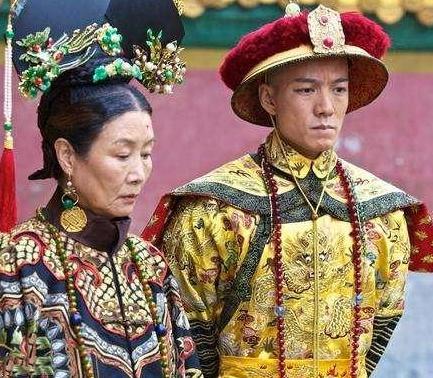 慈禧身体不适宣太医看病 太医只说了两个字就被杀了 慈禧身体不适宣太医看病 太医只说了两个字就被杀了