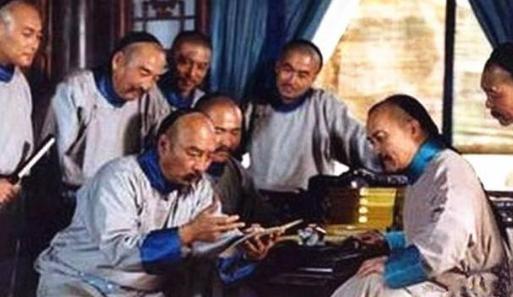 顾命八大臣为何斗不过一个弱女子?慈禧靠什么笑到最后? 顾命八大臣为何斗不过一个弱女子?慈禧靠什么笑到最后?