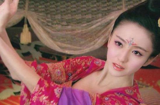 赵飞燕把汉成帝迷得神魂颠倒,为什么却斗不过亲妹妹? 赵飞燕把汉成帝迷得神魂颠倒,为什么却斗不过亲妹妹?