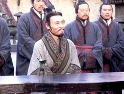 为什么白起被杀 而蒙骜却相安无事呢 为什么白起被杀 而蒙骜却相安无事呢