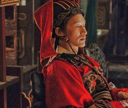 何进和窦武都是大将军 为什么就是斗不过官宦 何进和窦武都是大将军 为什么就是斗不过官宦