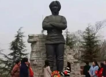 这个女人被日军俘虏,死前提出一个要求,日本老兵答应后说后悔 这个女人被日军俘虏,死前提出一个要求,日本老兵答应后说后悔