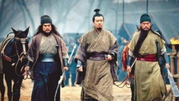 三国著名的衣带诏事件中,刘备为什么要逃走? 三国著名的衣带诏事件中,刘备为什么要逃走?