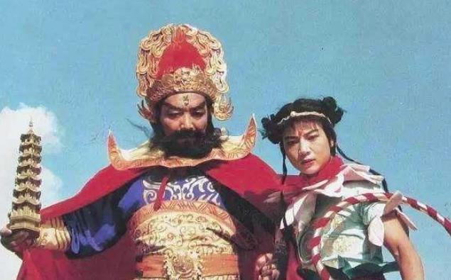 李靖为何一直举着一座宝塔?里面有什么东西? 李靖为何一直举着一座宝塔?里面有什么东西?