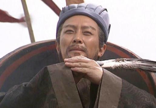 徐庶和诸葛亮哪个更厉害？为什么曹操放着诸葛亮不要计挖徐庶？