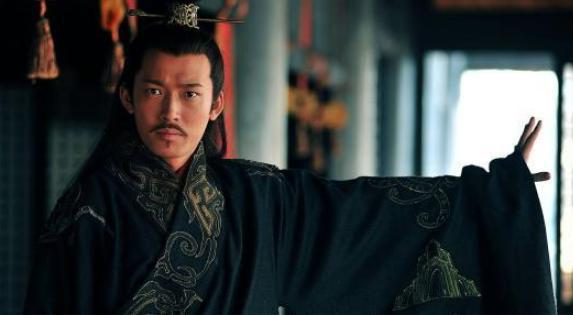 孙权追封父亲孙坚为帝,为何追封哥哥孙策为王? 孙权追封父亲孙坚为帝,为何追封哥哥孙策为王?