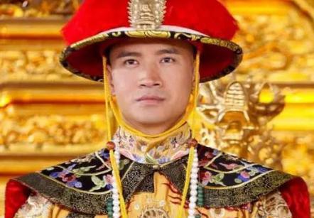 雍正临死前下了什么样的圣旨 竟然能让乾隆坐稳江山呢 雍正临死前下了什么样的圣旨 竟然能让乾隆坐稳江山呢