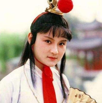 《红楼梦》中曹雪芹为什么对男性服饰描写模糊？乾隆私访曹雪芹大删原著！