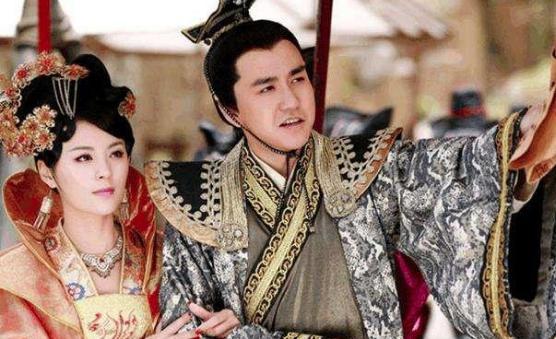 秦襄公冒死勤王得到奖赏，为后代一统六国打下基础