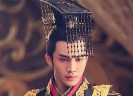 秦始皇是不是吕不韦的孩子？秦始皇是怎么一步步独揽大全？