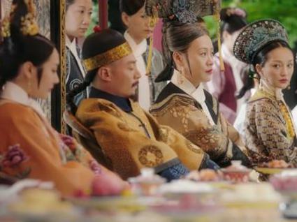 乾隆皇帝到底有多心机 乾隆死后留给嘉庆一笔巨款