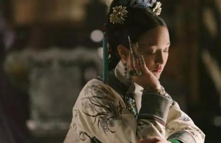 清朝嫔妃为什么流行戴甲套？甲套有哪些含义？