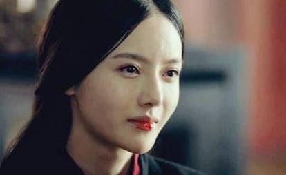 <a href=https://www.lishiji.cn/lishi/409/ target=_blank class=infotextkey>三国时期</a>的甄姬是谁 一位生于乱世却如娇花般绽放的女子 <a href=https://www.lishiji.cn/lishi/86/ target=_blank class=infotextkey>三国</a>时期的<a href=https://www.lishiji.cn/lishi/4441/ target=_blank class=infotextkey>甄姬</a>是谁 一位生于乱世却如娇花般绽放的女子