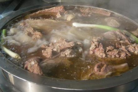 为何蒙古人要疯抢铁锅？铁锅竟然是奢侈品？