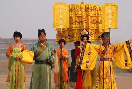 李诵瘫痪在床二十六年为什么能马上站起来 你要是当皇帝也能起来 李诵瘫痪在床二十六年为什么能马上站起来 你要是当皇帝也能起来