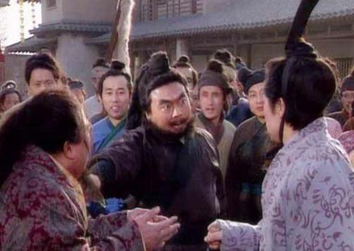 为什么《三国演义》中的刘备这么完美？罗贯中为什么要颠覆他的形象？