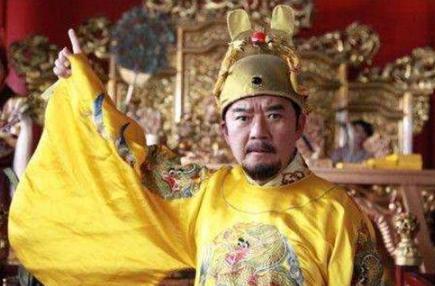 孙嘉淦为何要用砖头装富？乾隆知道后是怎么处置的？