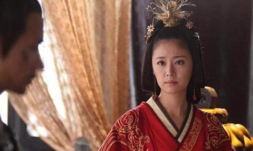 窦宪是个大奸臣,为什么后世却尊他为大英雄? 窦宪是个大奸臣,为什么后世却尊他为大英雄?