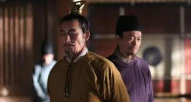 玄武门之变李世民杀了李建成夺位,为什么不连带李渊一起? 玄武门之变李世民杀了<a href=https://www.lishiji.cn/lishi/3424/ target=_blank class=infotextkey>李建成</a>夺位,为什么不连带李渊一起?