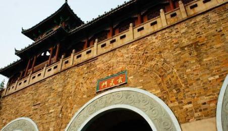 玄武门之变后,李渊对李世民说了十个字,李世民听后立即跪地痛哭 玄武门之变后,李渊对李世民说了十个字,李世民听后立即跪地痛哭