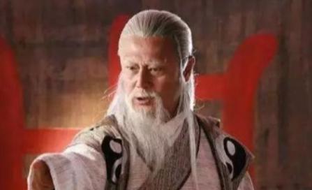 三国第一奇才，诸葛亮不及他，曹操孙策想杀他，最终活了130岁