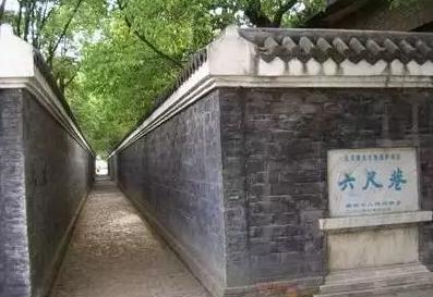 “让他三尺又何妨”的故事，造就一个景点