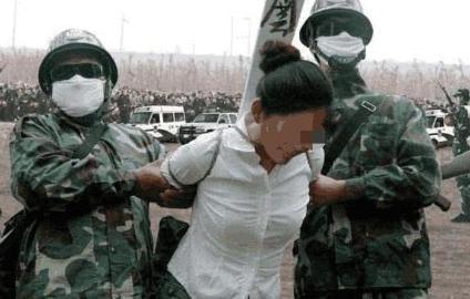 古代死刑犯为什么都要挂个牌子 这个牌子到底有什么作用呢